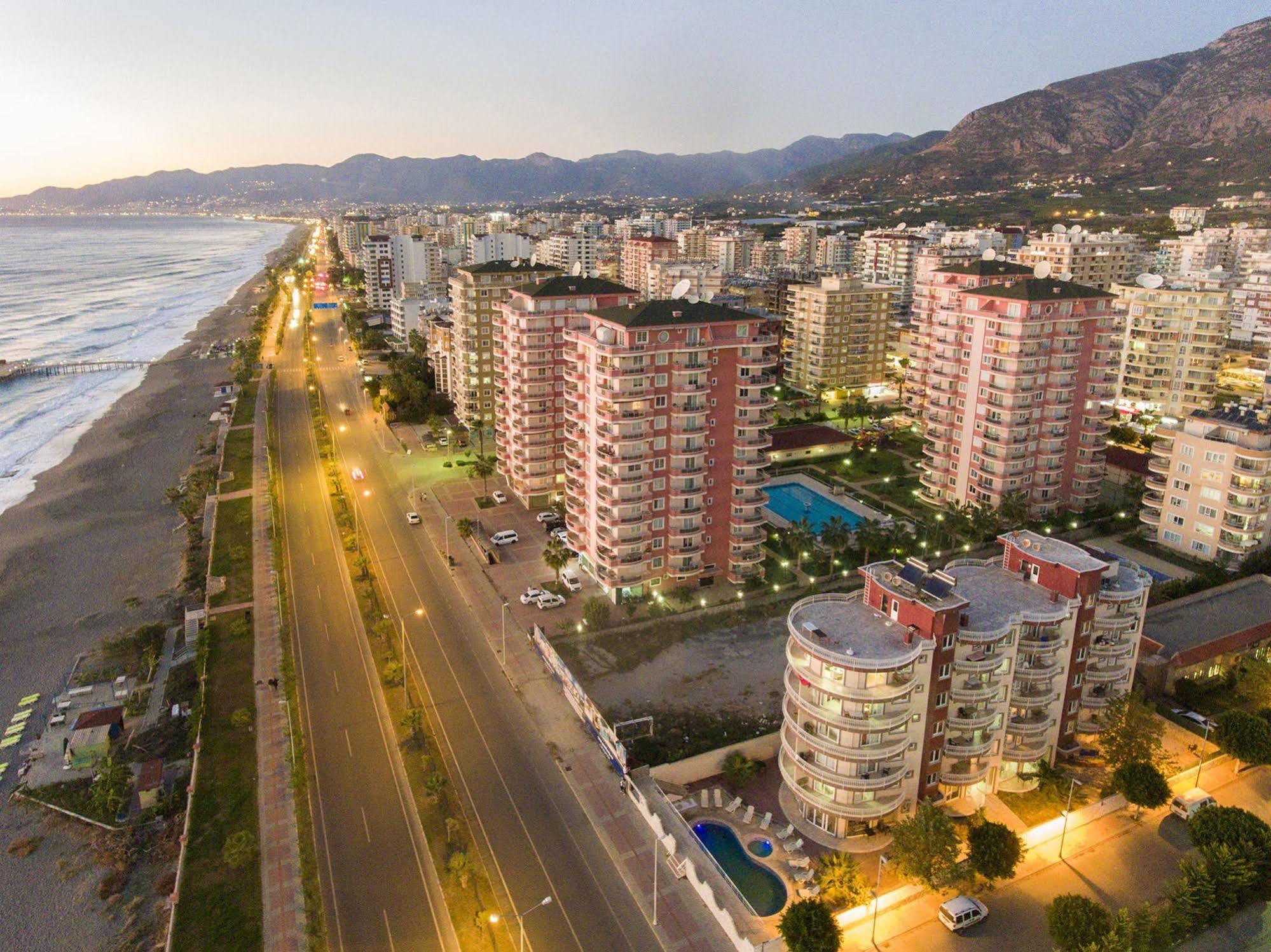 Milano Beach Family Hotel Mahmutlar Ngoại thất bức ảnh