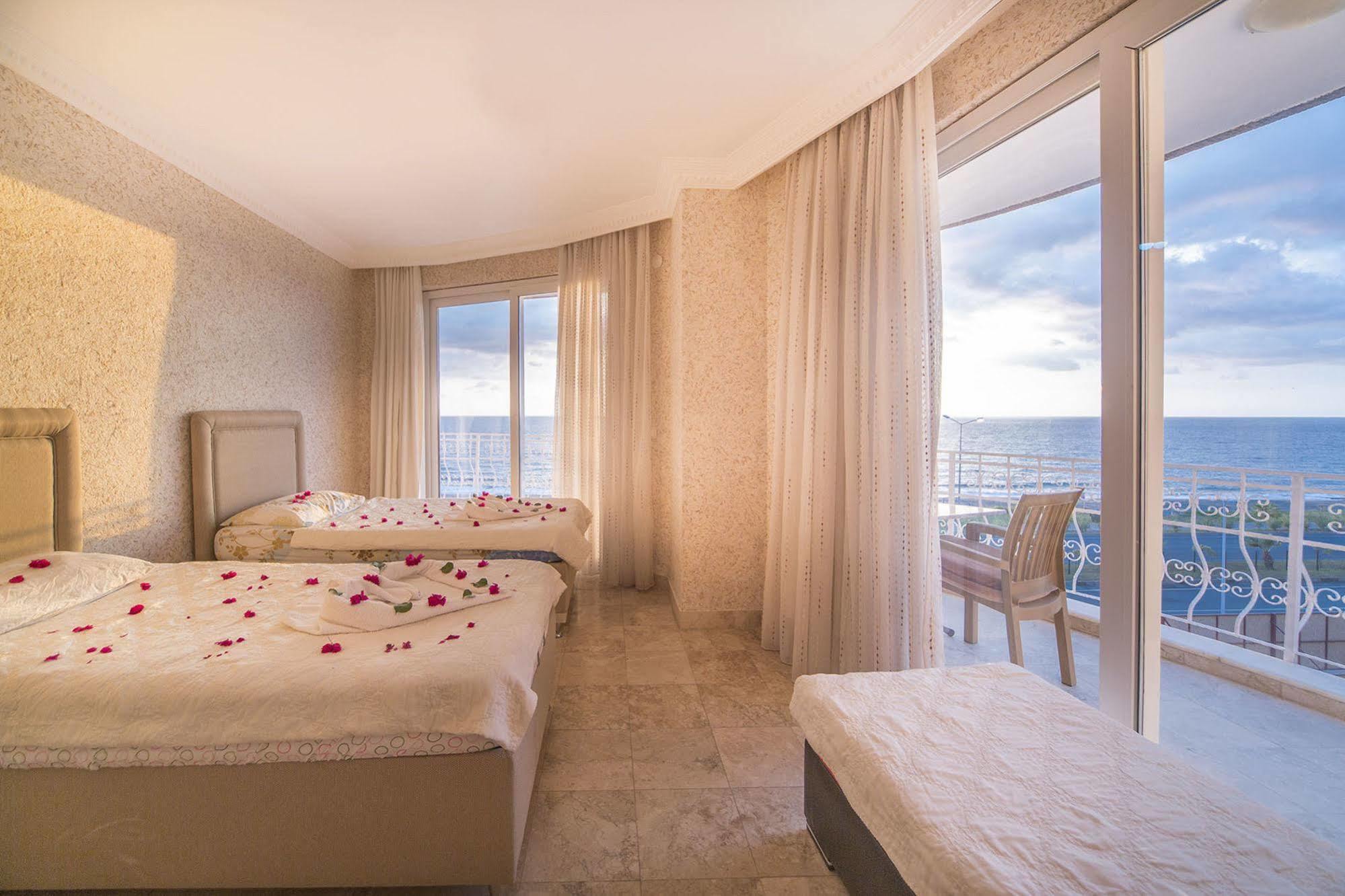 Milano Beach Family Hotel Mahmutlar Ngoại thất bức ảnh